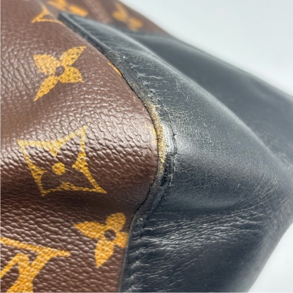 LV MACASSAR MESSENGER MONOGRAM - Picture 11 of 13